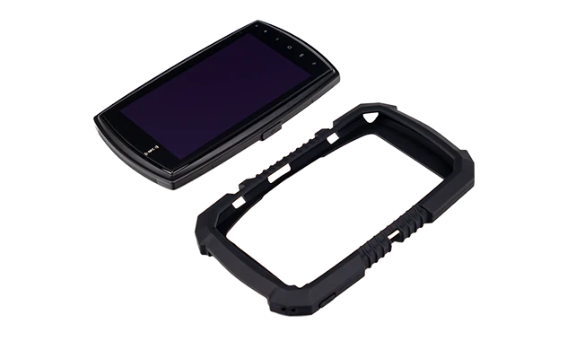 MDT765 mobile data terminal used outdoors for field inspection and logistics tracking.