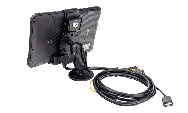 MDT865 rugged tablet placed on desktop charging dock for stable power supply and data transmission.