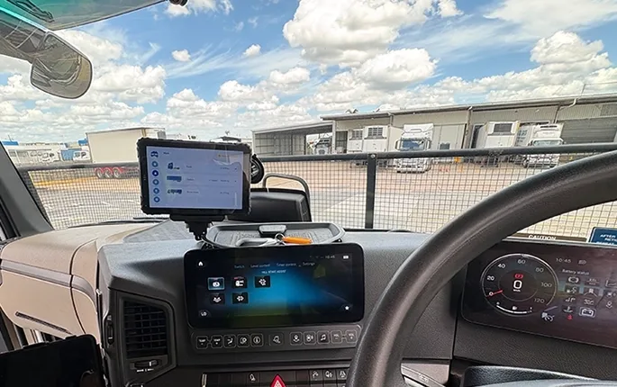 Truck mounted tablet for ELD compliance, dispatch, and fleet navigation